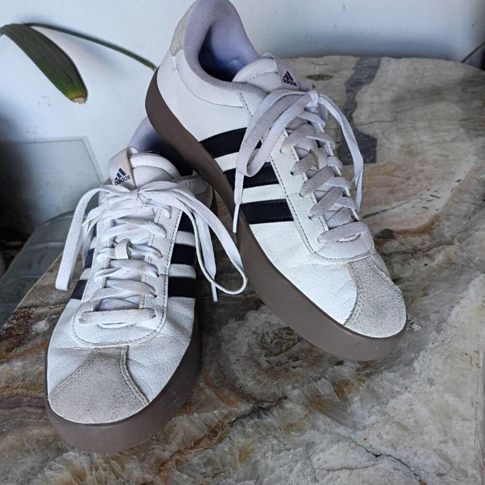 Adidas Men's White and Black Sneakers